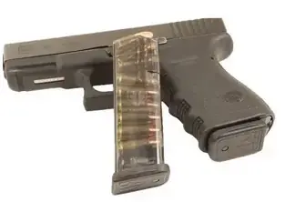 pistolet et chargeur